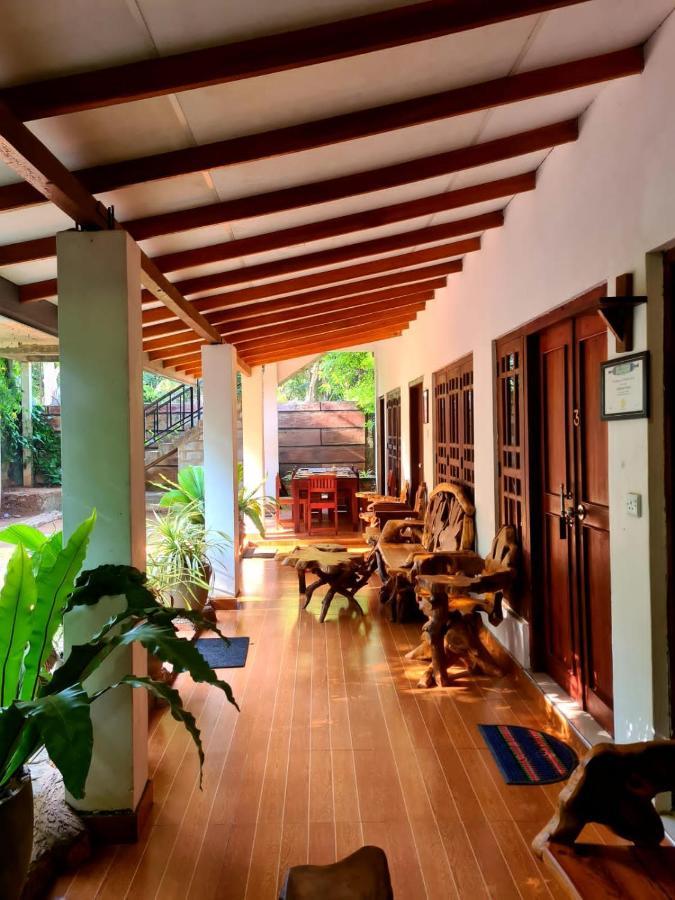 Habarana Dulwan Guest House المظهر الخارجي الصورة