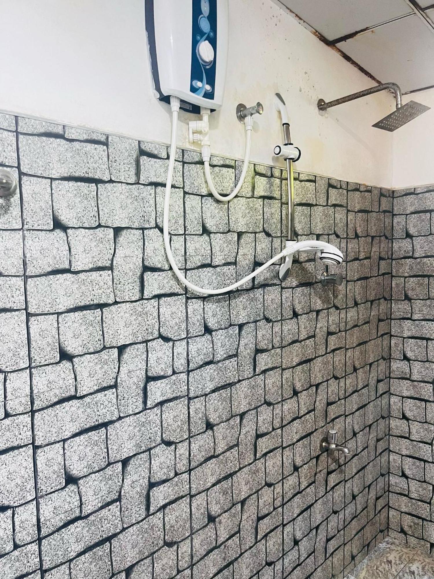Habarana Dulwan Guest House الغرفة الصورة