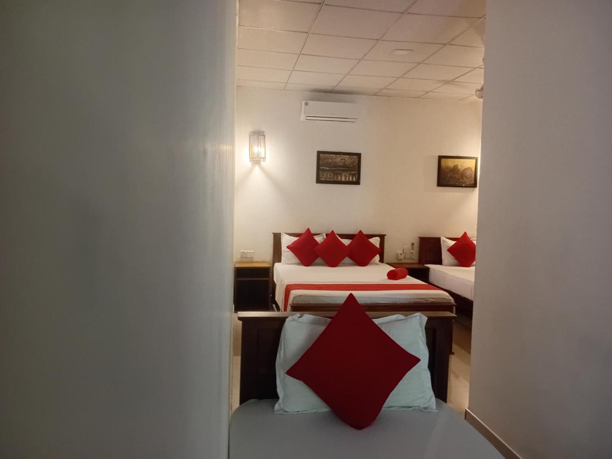 Habarana Dulwan Guest House الغرفة الصورة