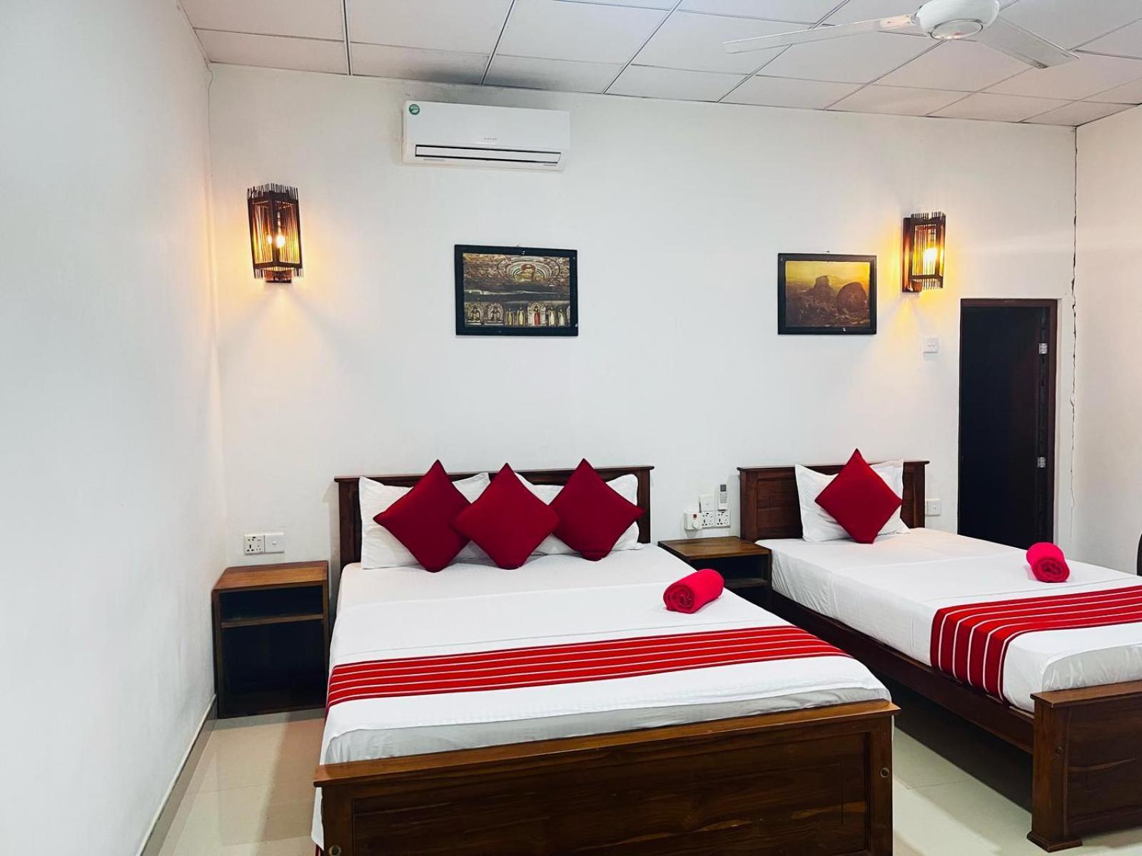 Habarana Dulwan Guest House الغرفة الصورة